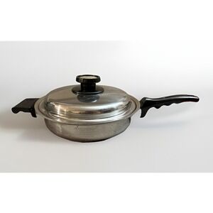 KITCHEN CRAFT West Bend 10" Americraft Gourmet Skillet with Lid